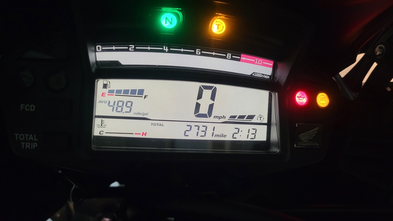 My CT's clock loses time. Crosstourer General Discussion Honda